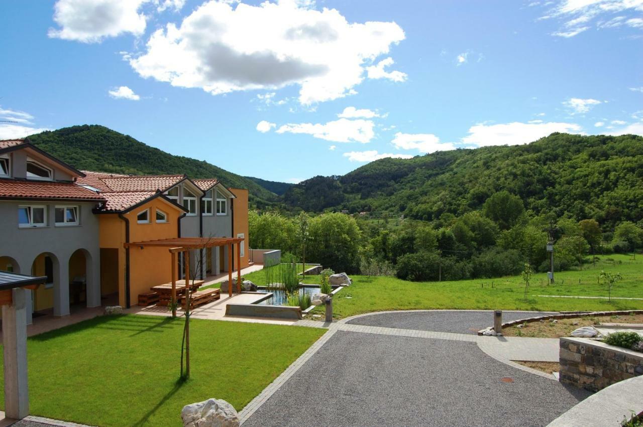 Hisa Posebne Sorte Kodreti Exterior photo